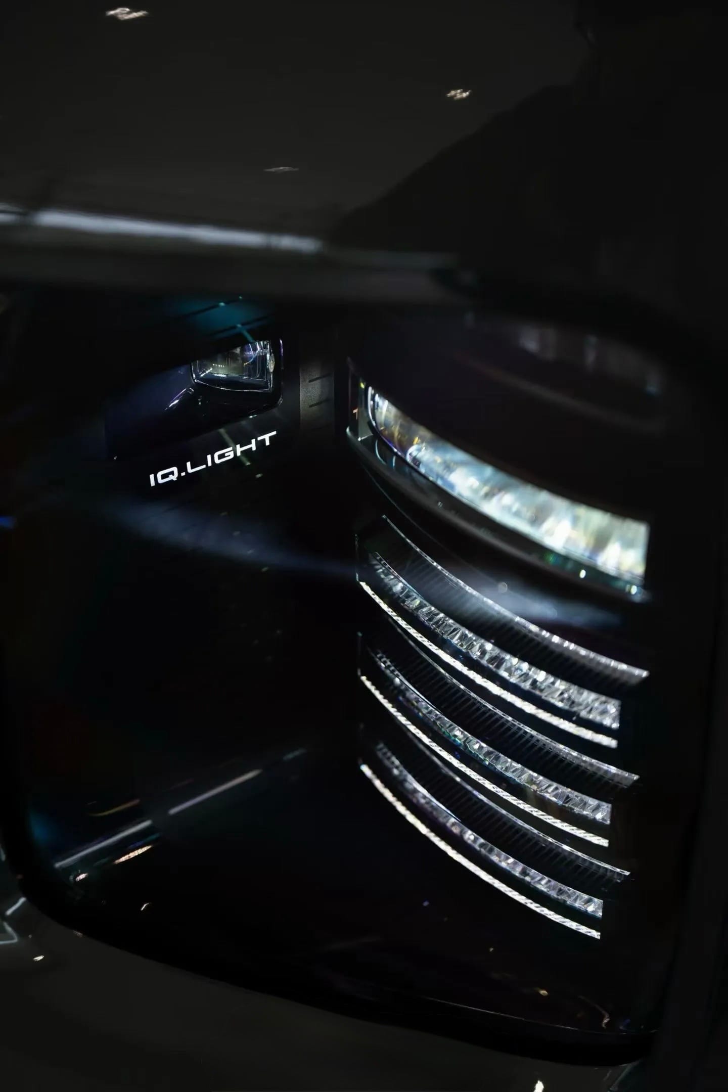 Volkswagen ID. ERA 9X 5