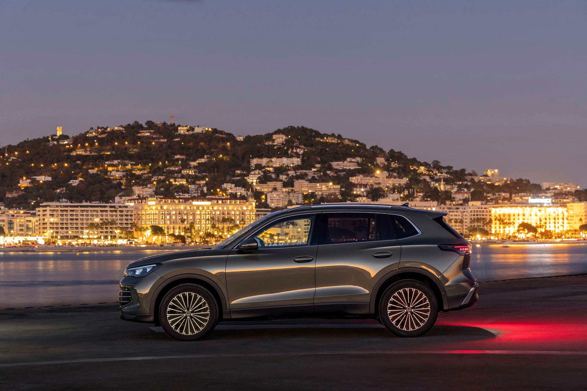Volkswagen New Tiguan 1